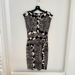 Diane Von Furstenberg Printed Silk Knit Stirling Dress 2 DVF Jersey Sheath